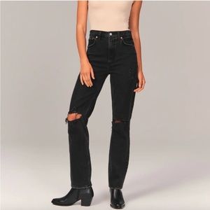 Abercrombie and Fitch Women's Ultra High Rise 90s Straight Jean